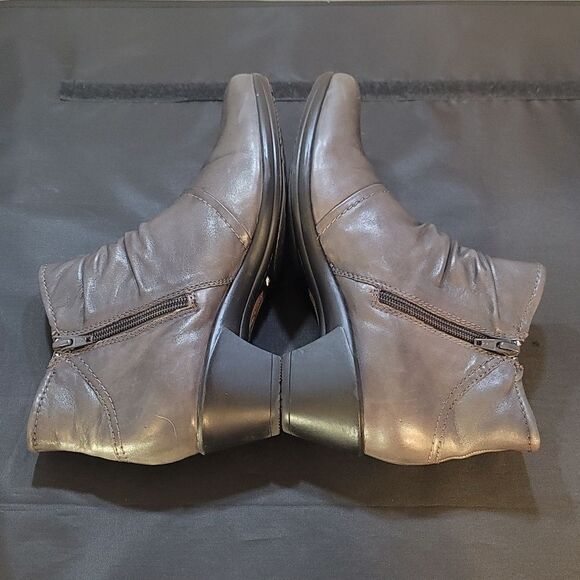 EARTH ORIGIN SIDE ZIPPER CLOSURE WOMEN'S ANKLE BOOTIES - Picture 5 of 15